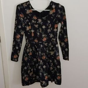 Aritzia Talula Black Floral Dress size small
